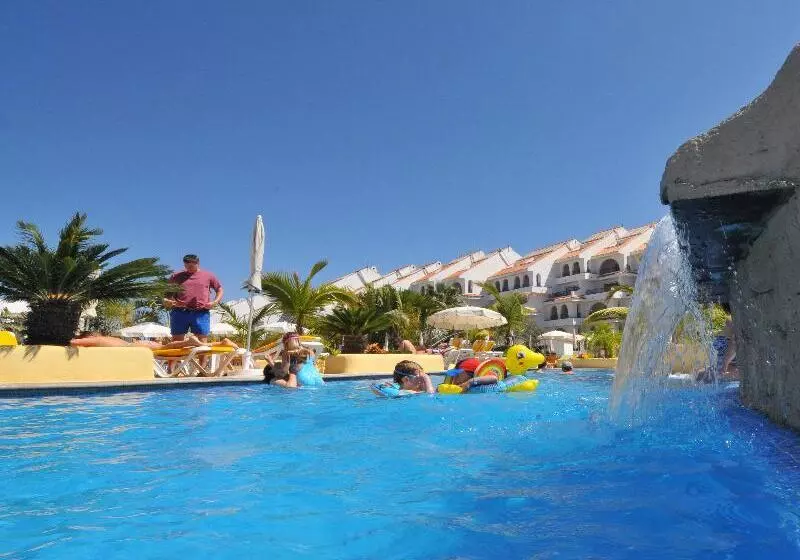 استراحتگاه Paradise Park Fun Lifestyle