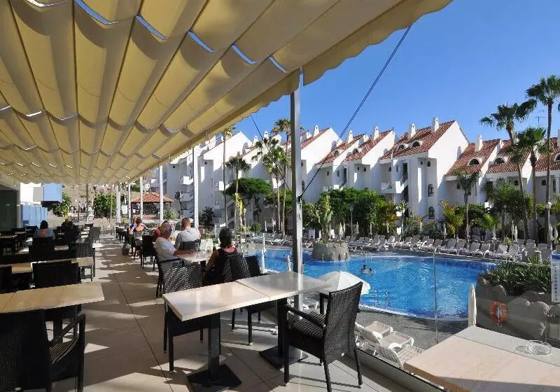 استراحتگاه Paradise Park Fun Lifestyle