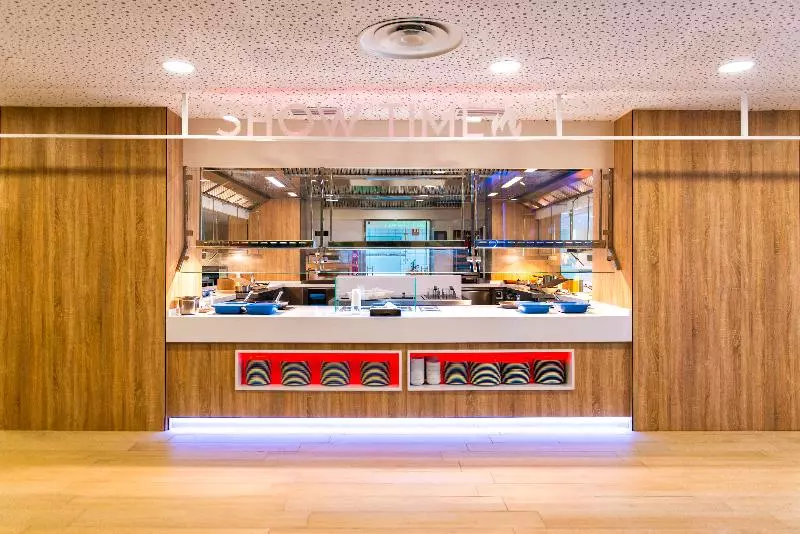 استراحتگاه Paradise Park Fun Lifestyle