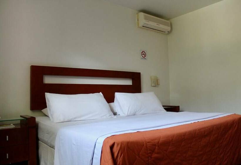 هتل Hi Huasteca Inn