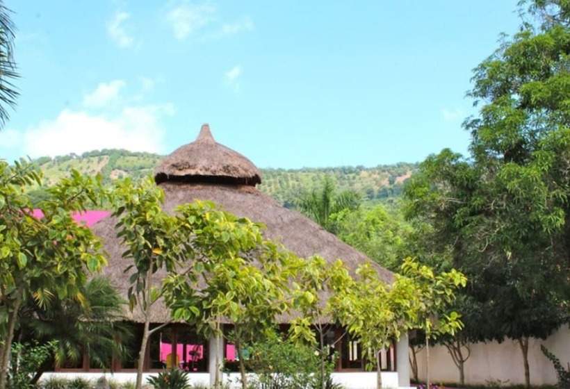 هتل Hi Huasteca Inn