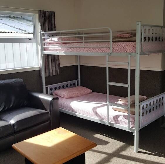 Auckland North Shore Motels & Holiday Park