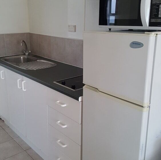 Auckland North Shore Motels & Holiday Park