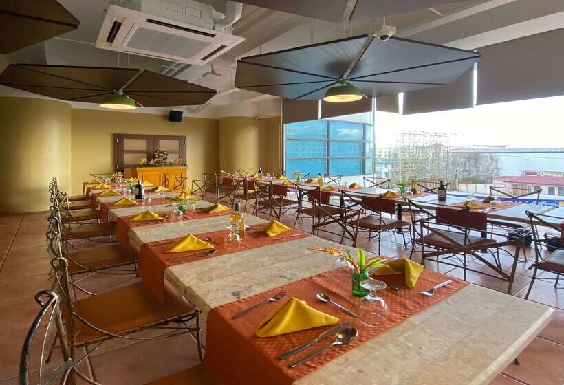 Days Hotel By Wyndham Iloilo