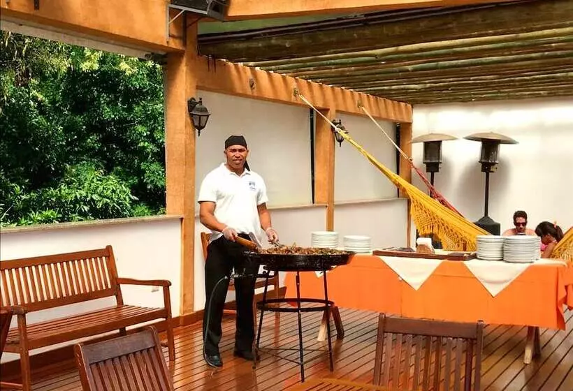 בית מלון כפרי Akropolis