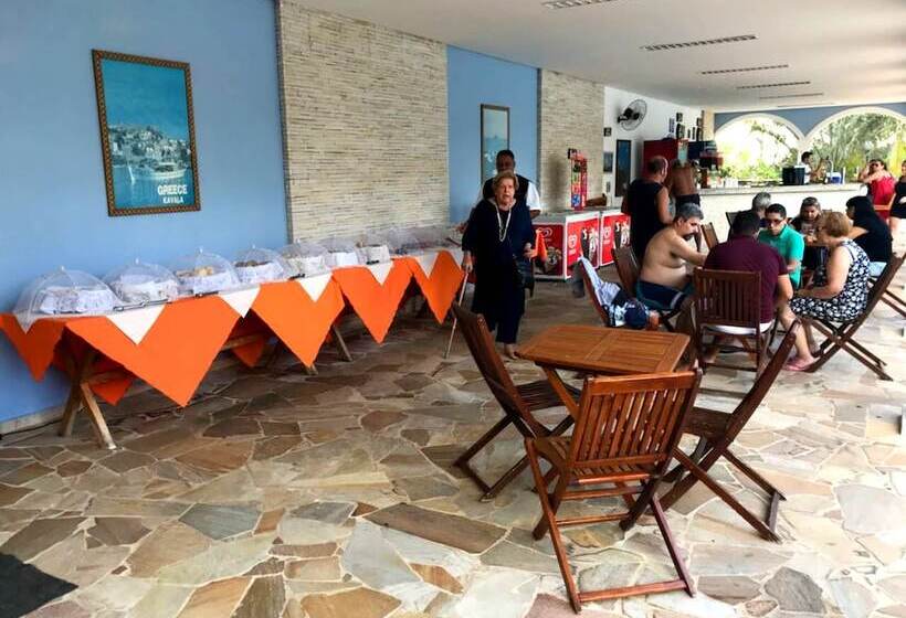 בית מלון כפרי Akropolis