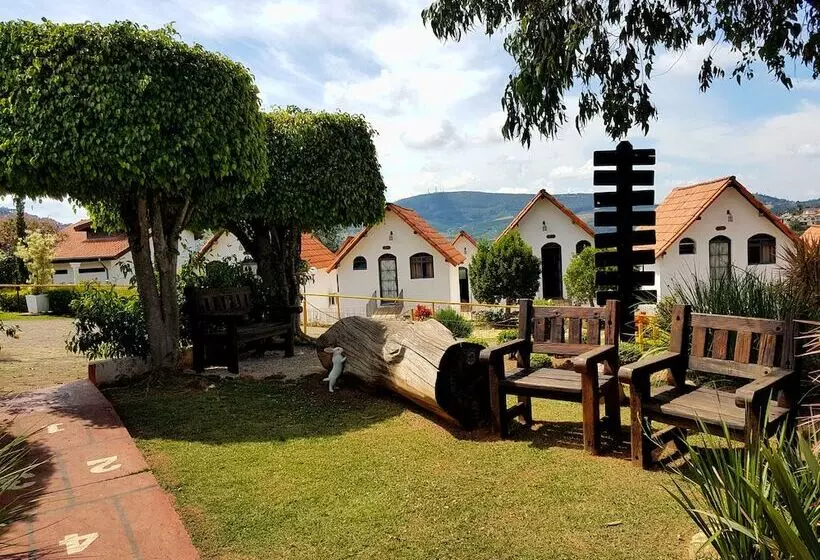 בית מלון כפרי Akropolis