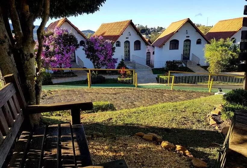 בית מלון כפרי Akropolis