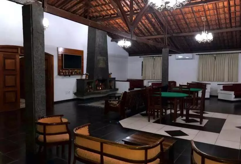 בית מלון כפרי Akropolis