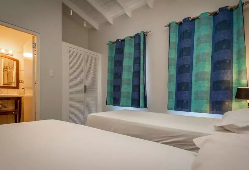هتل Bonaire Luxury Suites By Vrhost
