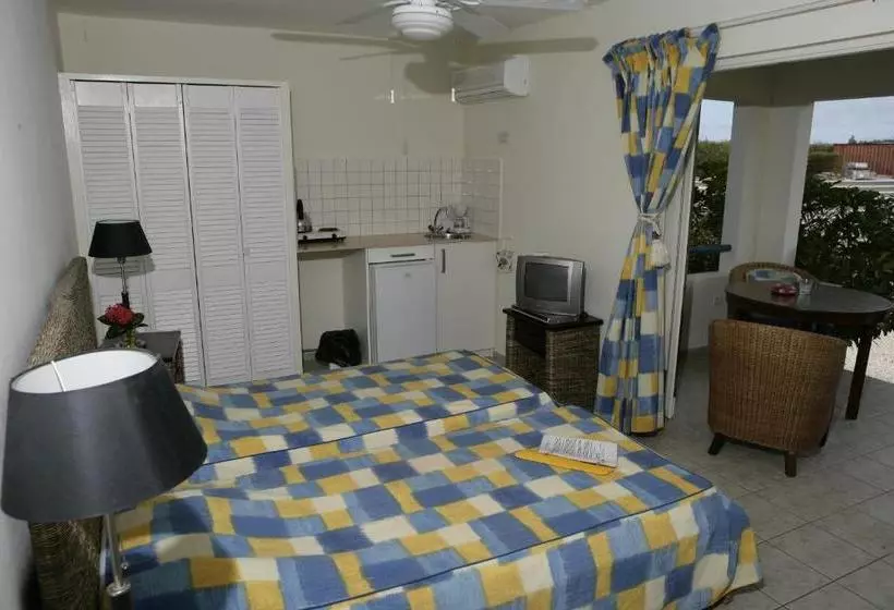 هتل Bonaire Luxury Suites By Vrhost