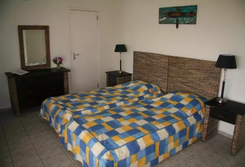هتل Bonaire Luxury Suites By Vrhost