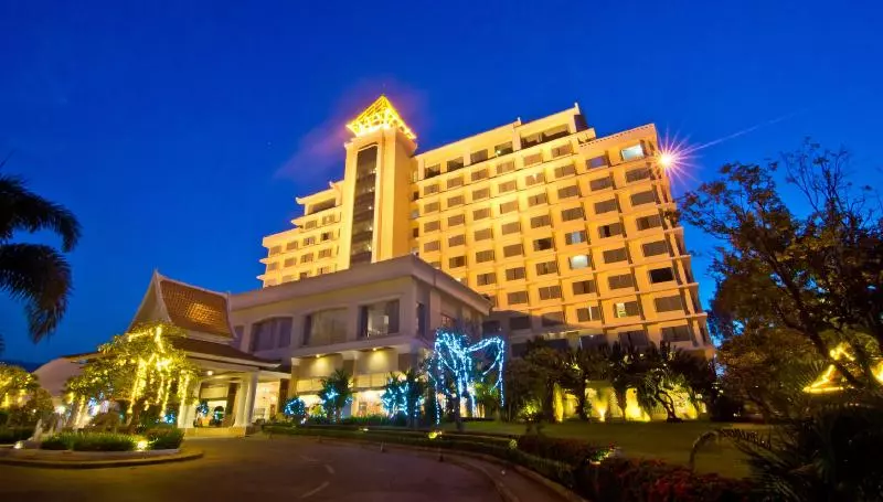 Отель Champasak Grand