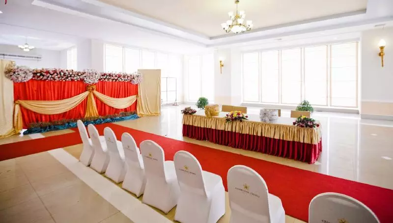 Отель Champasak Grand