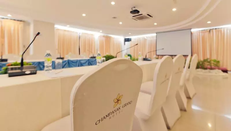 Отель Champasak Grand