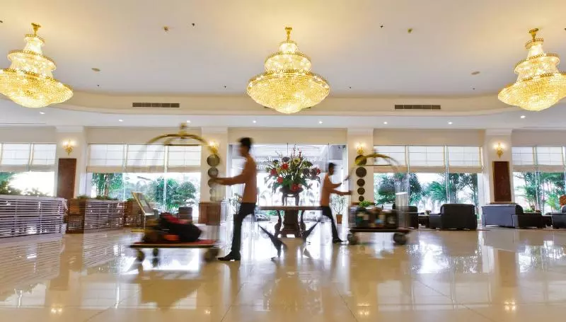 Отель Champasak Grand