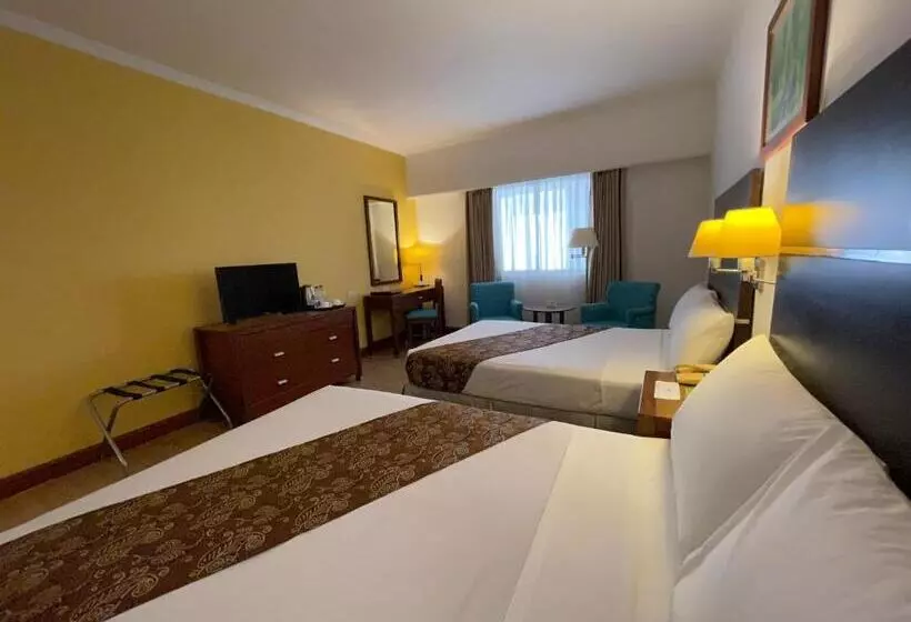 Days Hotel By Wyndham Iloilo