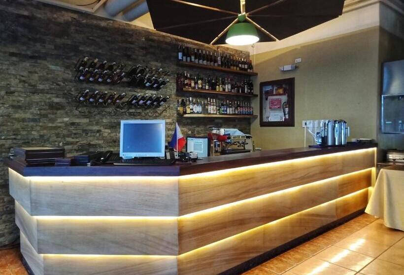 Days Hotel By Wyndham Iloilo