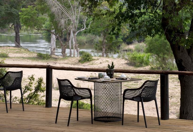 Отель Lion Sands Ivory Lodge