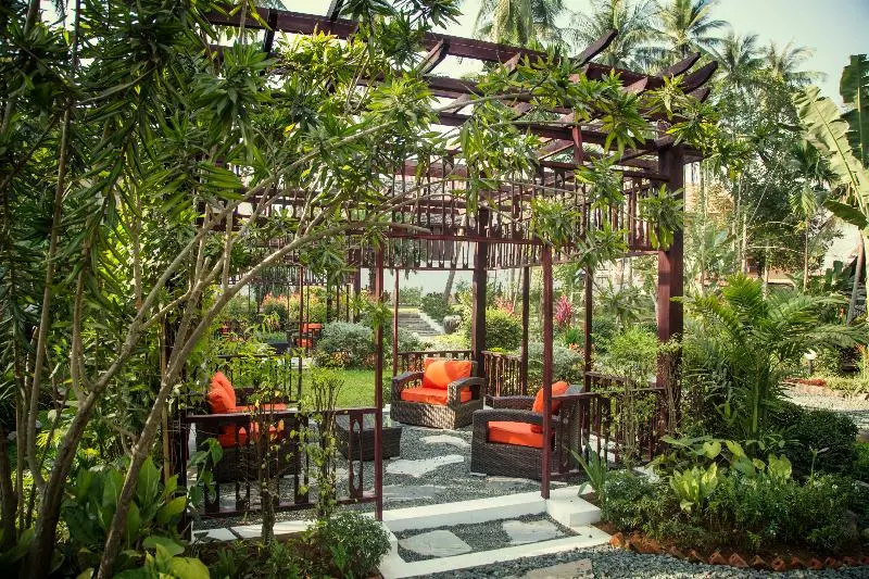 هتل Parasol Blanc