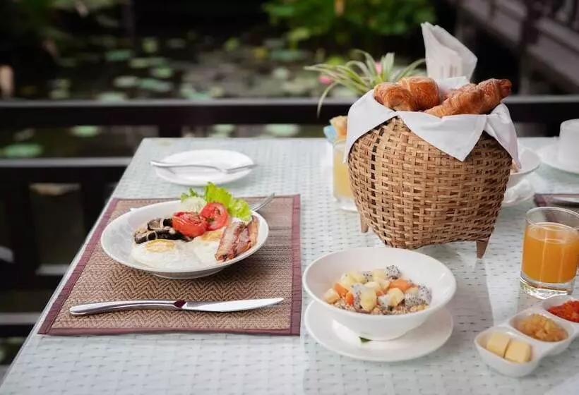 هتل Parasol Blanc