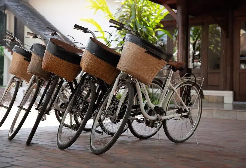 هتل Parasol Blanc