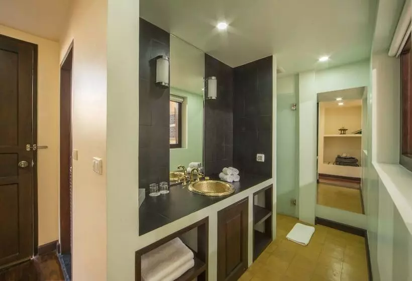 هتل Parasol Blanc