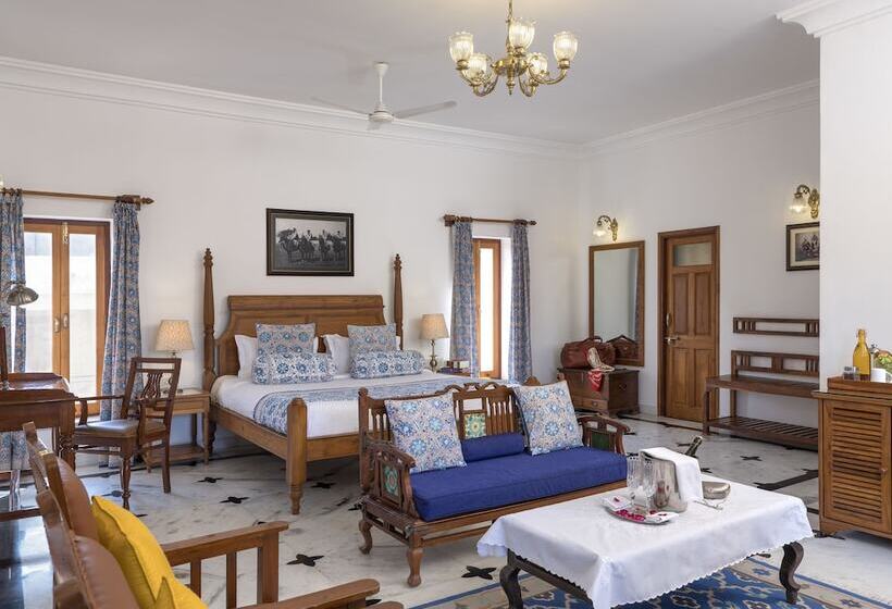 ホテル Ratan Vilas