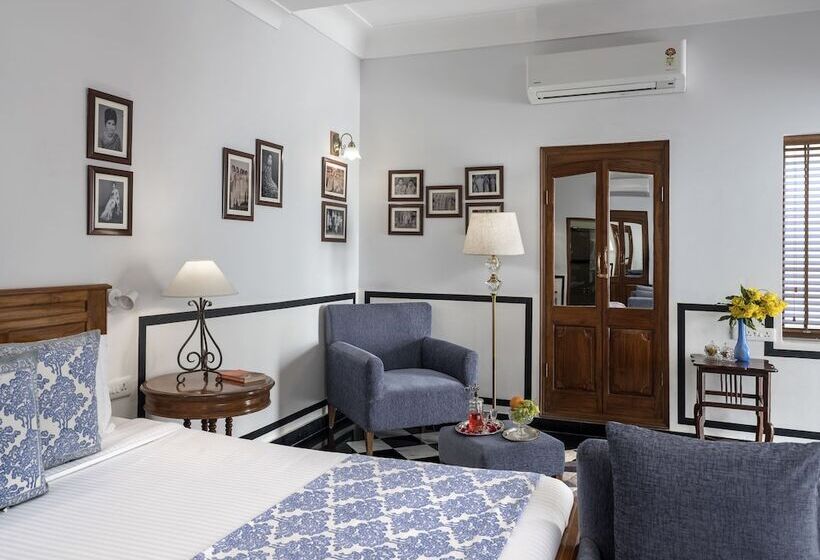 ホテル Ratan Vilas