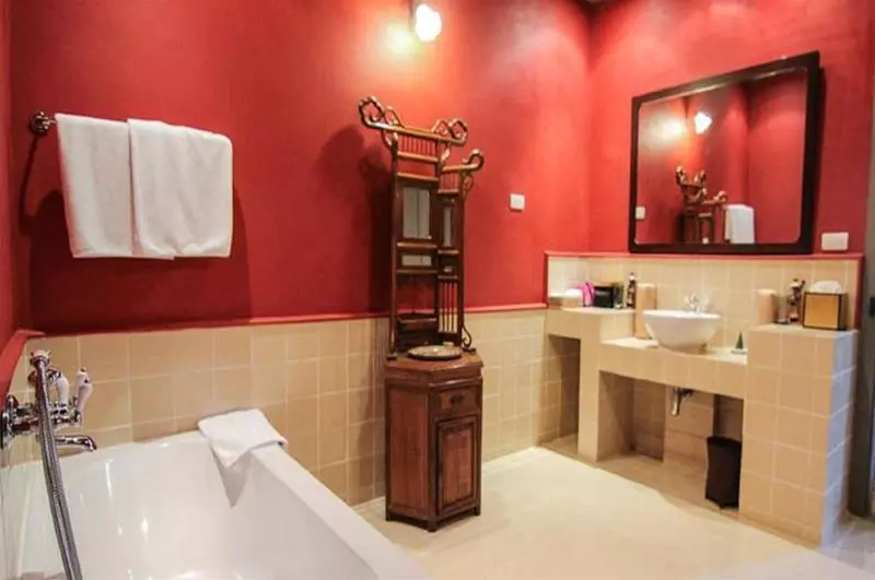 فندق Satri House