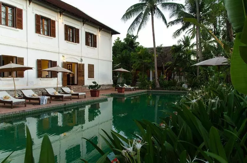 فندق Satri House