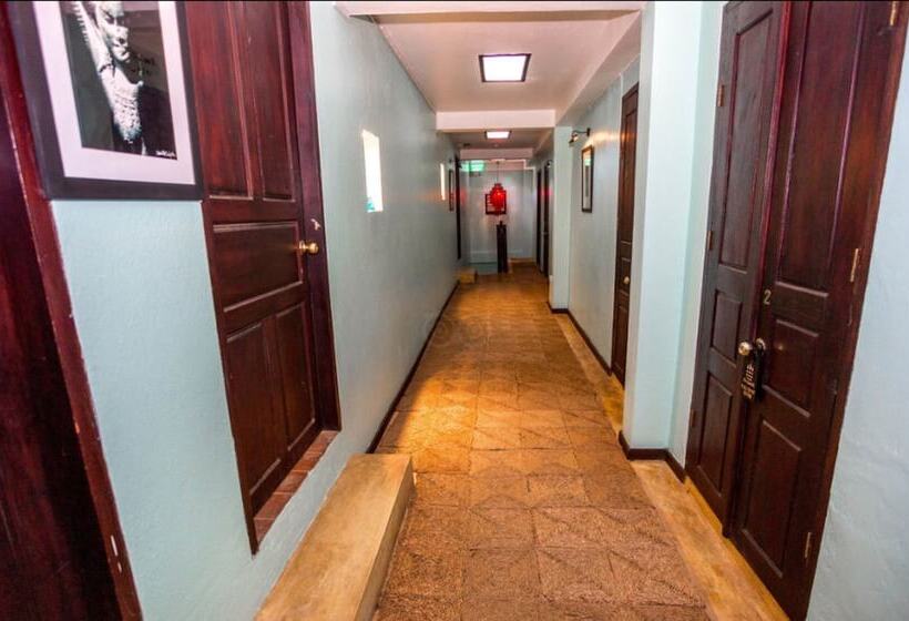 בית מלון כפרי The Apsara