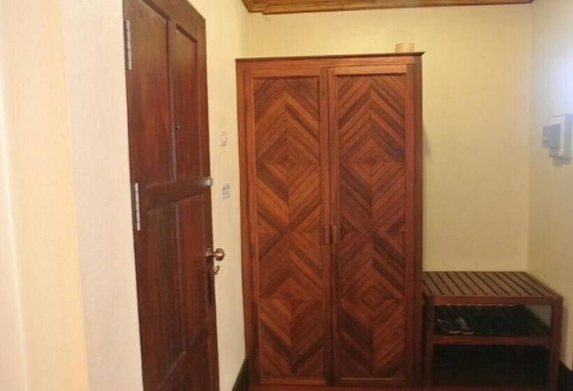 בית מלון כפרי Villa Saykham