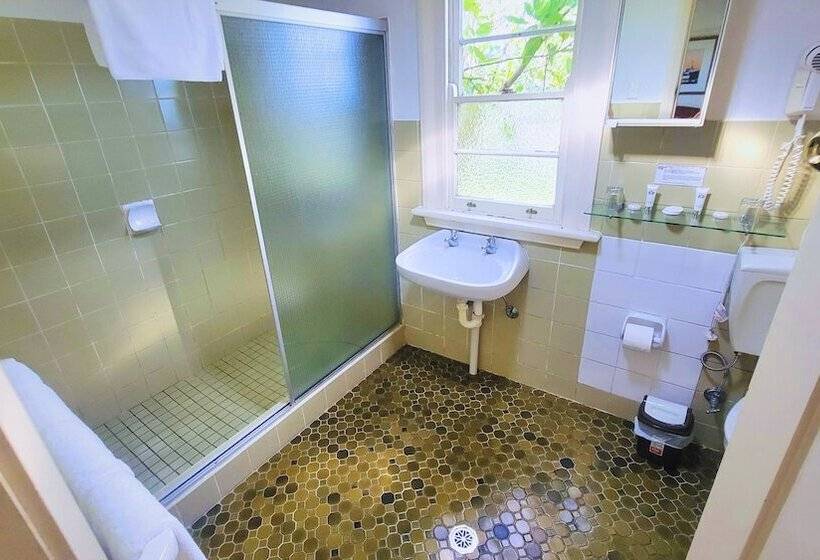 مبيت وإفطار Leura House