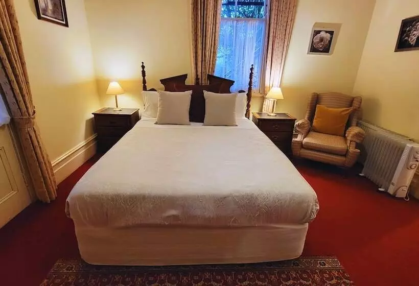 ベッドアンドブレックファースト Leura House