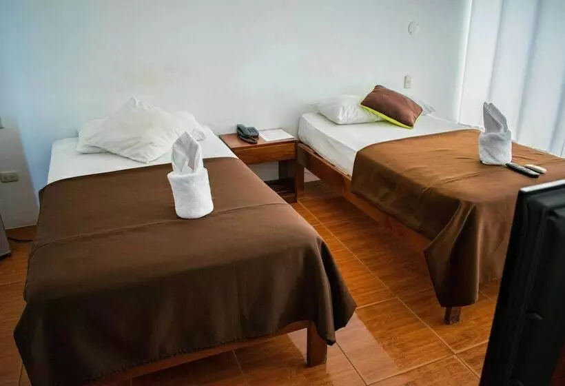 ホテル Amazon Apart