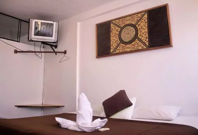 ホテル Amazon Apart