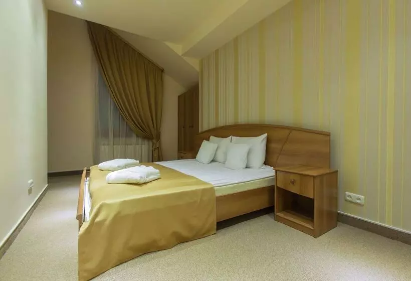 هتل Best Western Bohemian Resort