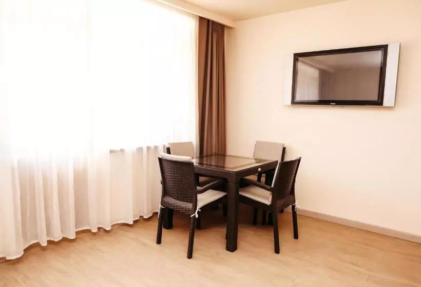 هتل Best Western Bohemian Resort