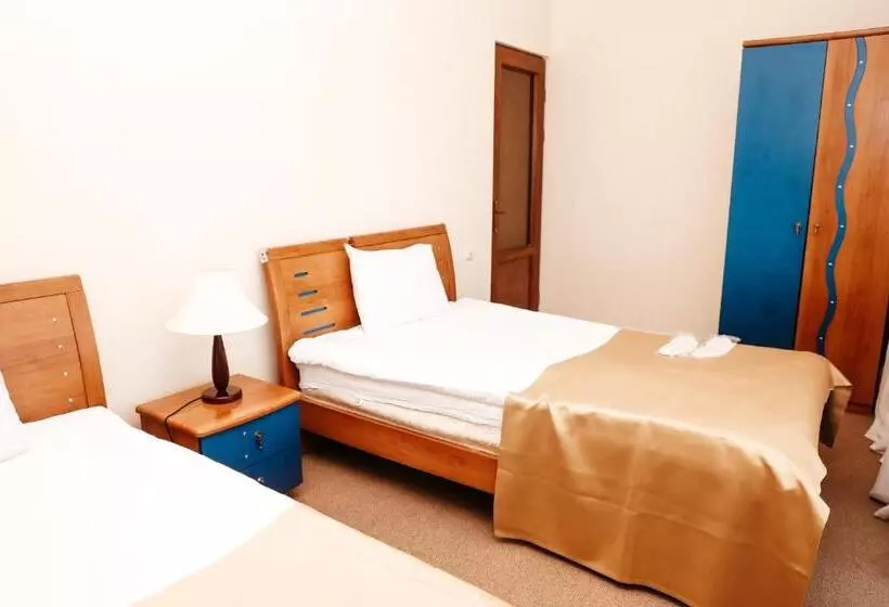 هتل Best Western Bohemian Resort