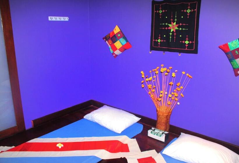 هتل Chitchareune Mouangluang