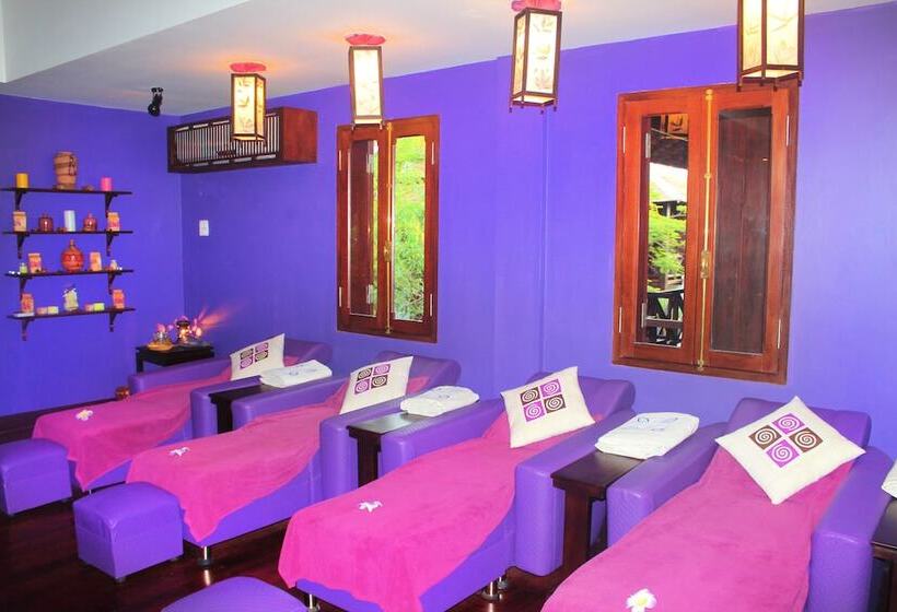 هتل Chitchareune Mouangluang