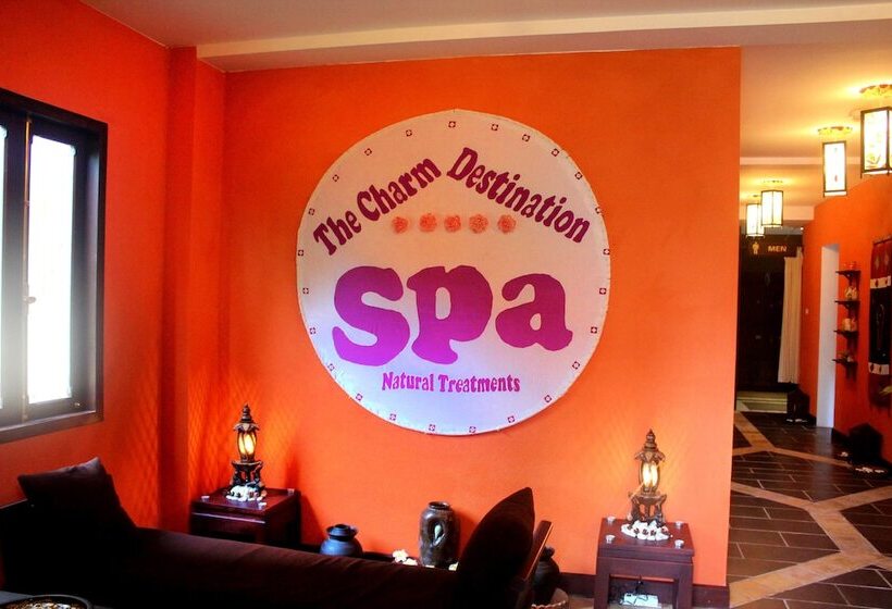 هتل Chitchareune Mouangluang