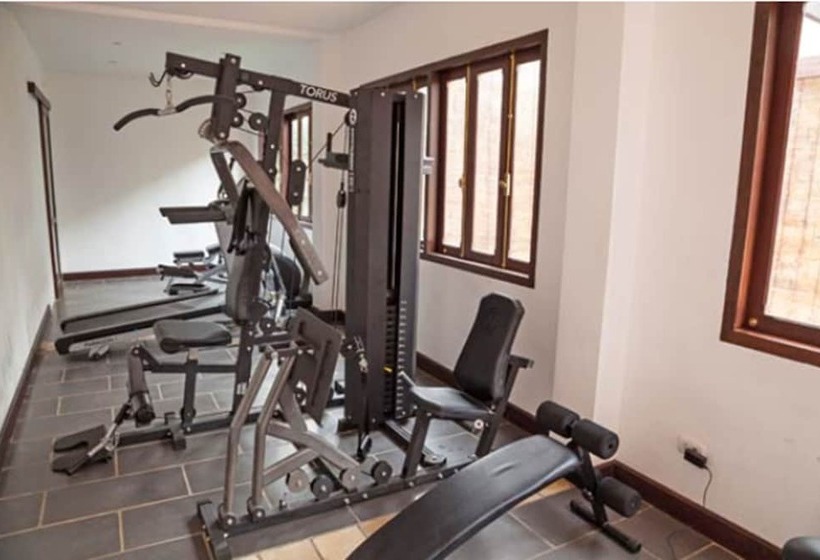 هتل Chitchareune Mouangluang