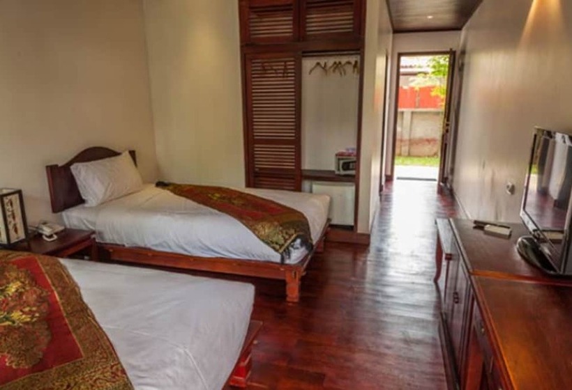 هتل Chitchareune Mouangluang