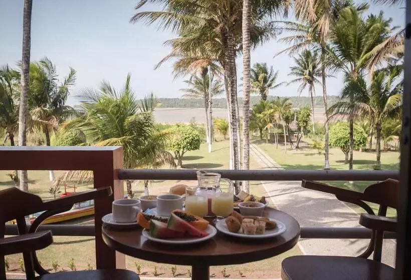 Отель Coqueiral Praia