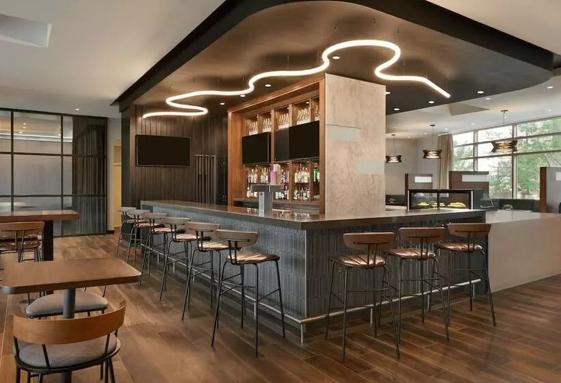 ホテル Residence Inn By Marriott Calgary Airport