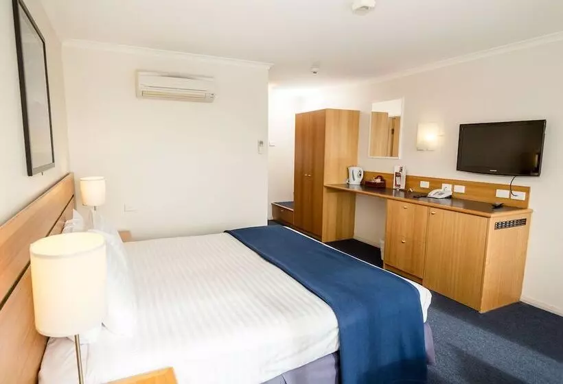 Отель Edgewater