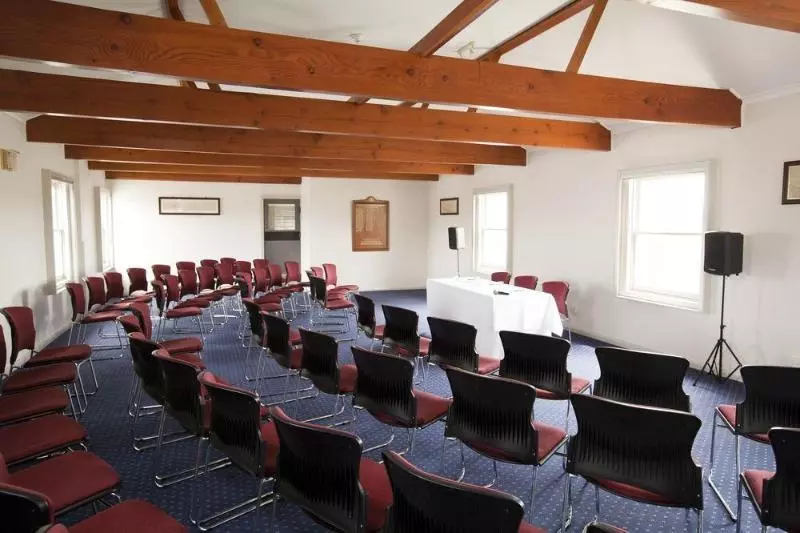 Отель Edgewater