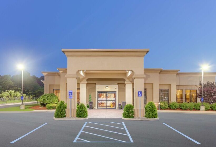 酒店 Hampton Inn Auburn